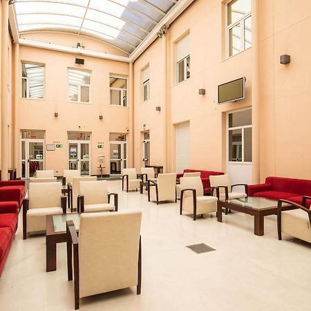 Micampus Aranjuez Student Residence ภายนอก รูปภาพ